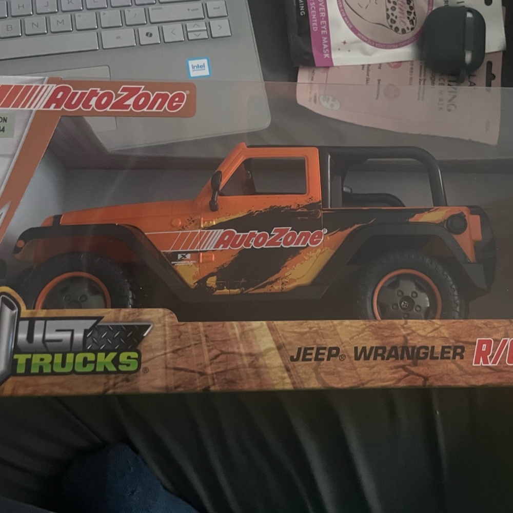 AutoZone Jeep Wrangler RC Truck-Limited Edition 11793/14044